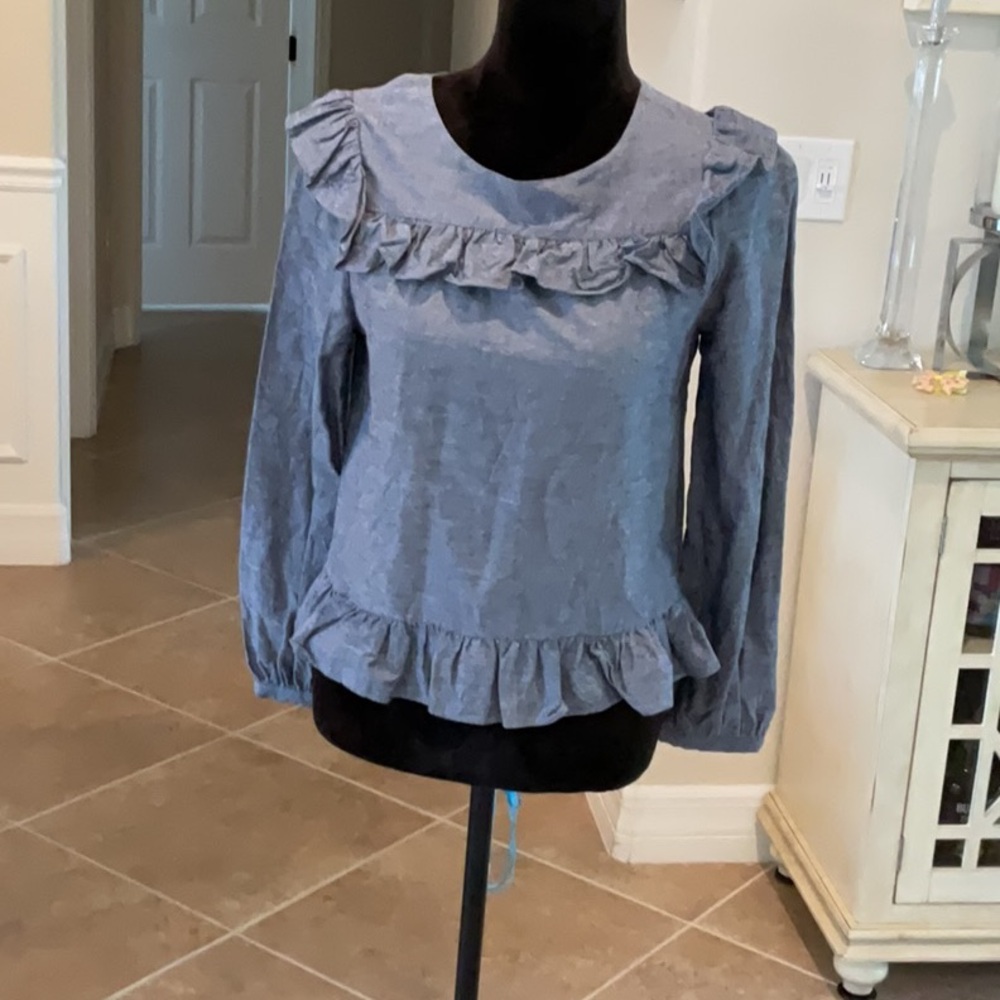 JILL JILL STUART ruffle top, size small
